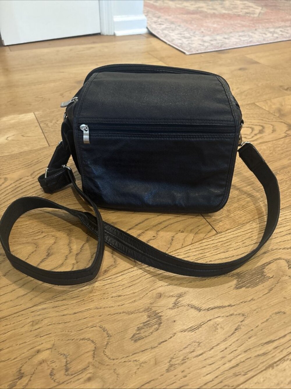 Gun Tote’n Mamas Crossbody Black Purse Conceal Carry Black Leather